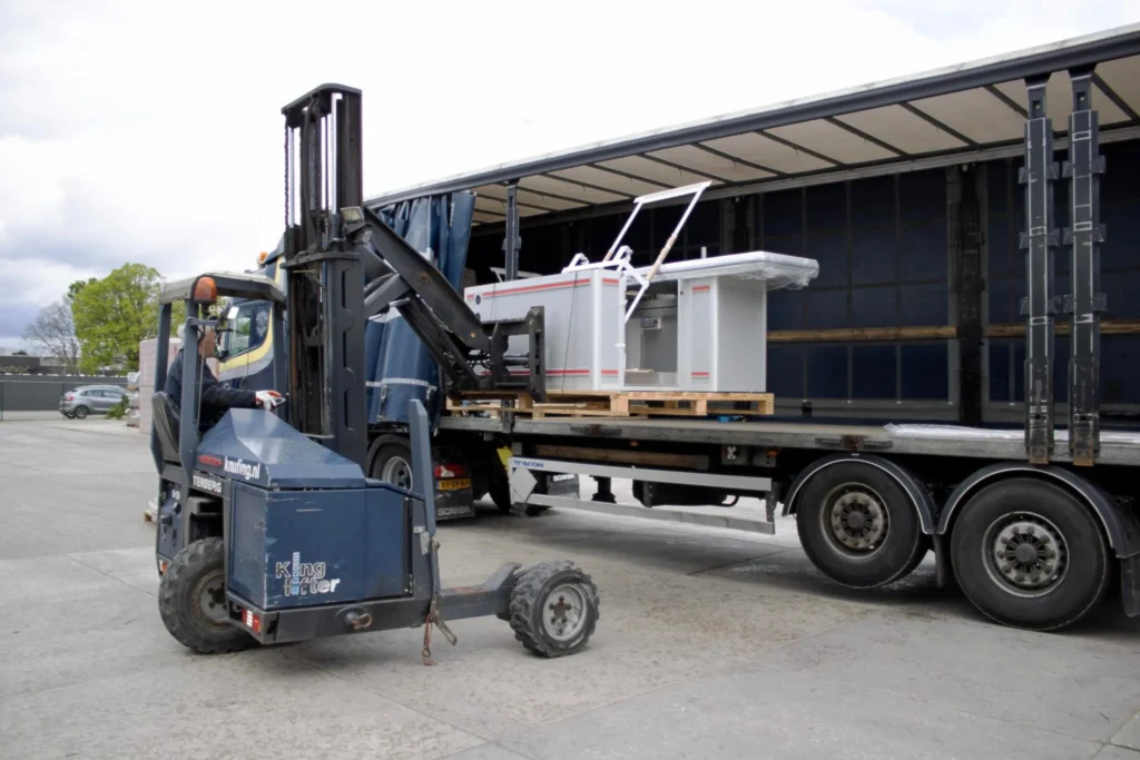 Kassameubelen transport