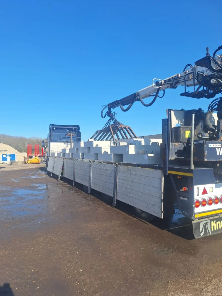 Betonpoeren transport
